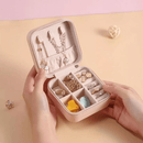 Porta-Jóias Portátil Compacto – Organização com Estilo